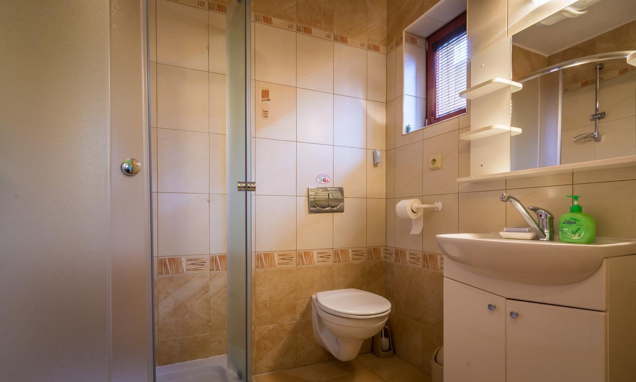 Ada Apartments Liptovský Trnovec Extérieur photo