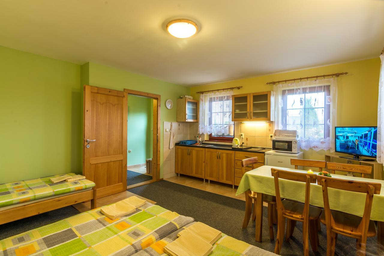 Ada Apartments Liptovský Trnovec Extérieur photo