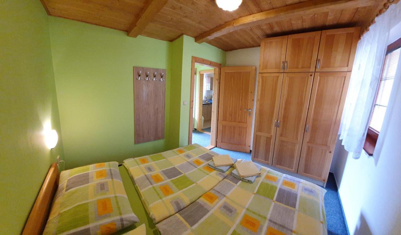 Ada Apartments Liptovský Trnovec Extérieur photo