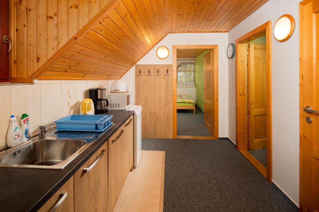 Ada Apartments Liptovský Trnovec Extérieur photo